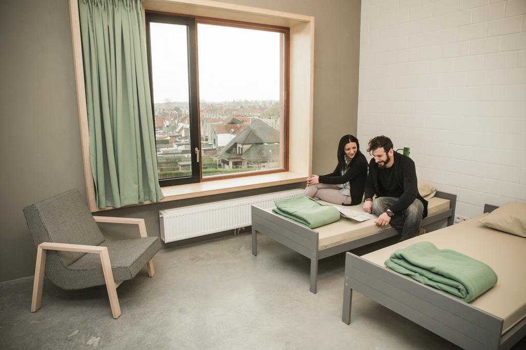 Hostel Groeninghe Kortrijk Oda fotoğraf
