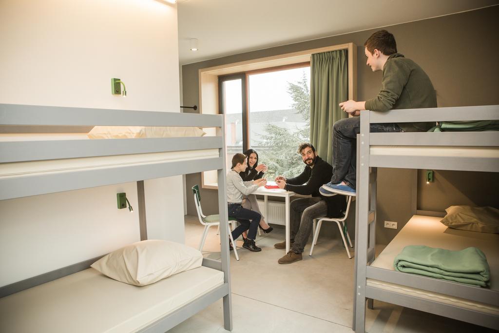 Hostel Groeninghe Kortrijk Oda fotoğraf